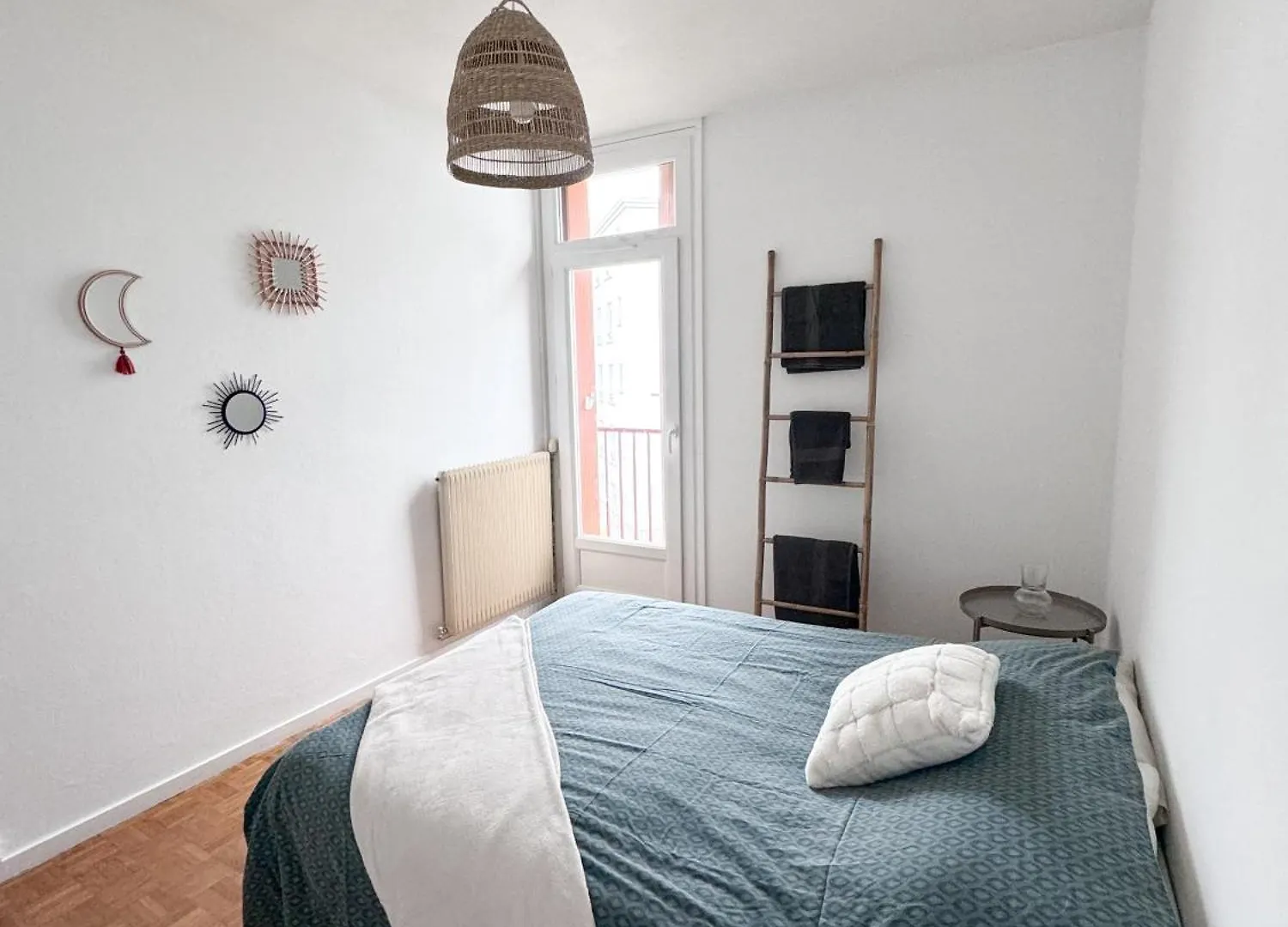 Appartement Vue Parc Montjuzet Avec Garage Clermont-Ferrand 0*,  France